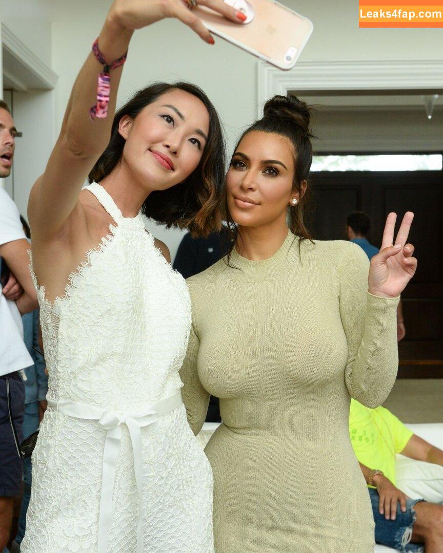 Kim Kardashian / https: / kimkadarshian / kimkardashian leaked photo photo #1949