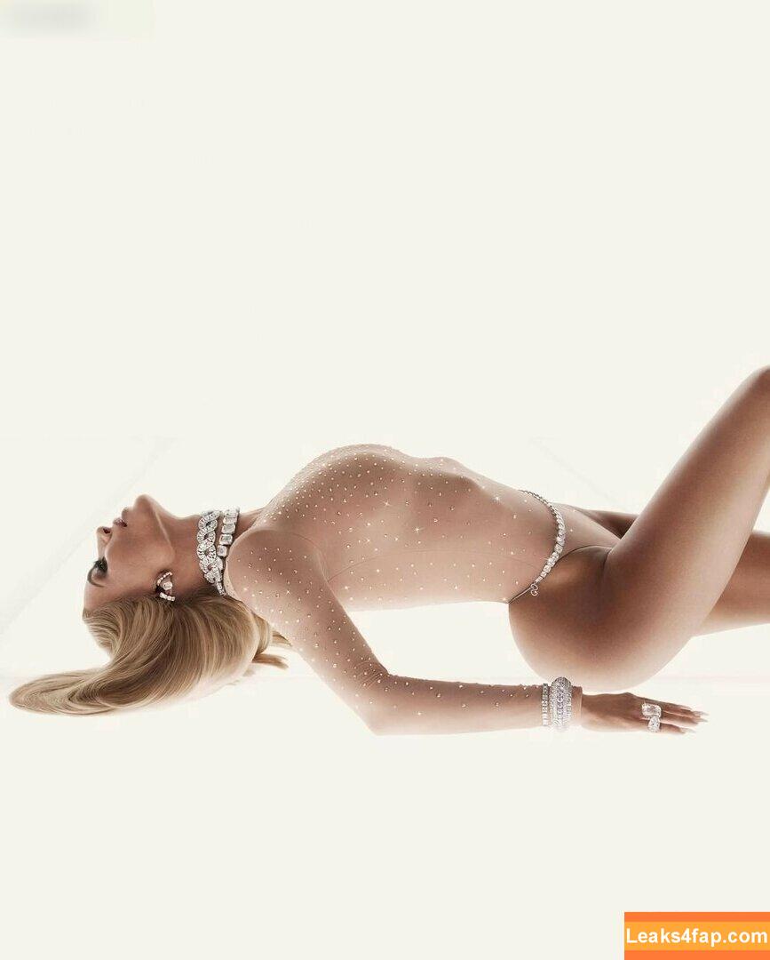 Kim Kardashian / https: / kimkadarshian / kimkardashian leaked photo photo #1973