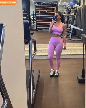 Kim Kardashian photo #1092