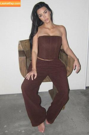 Kim Kardashian photo #1257