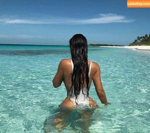 Kim Kardashian photo #1311