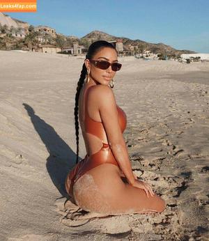 Kim Kardashian photo #1313