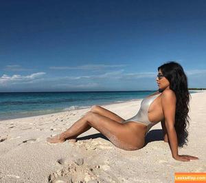 Kim Kardashian photo #1316