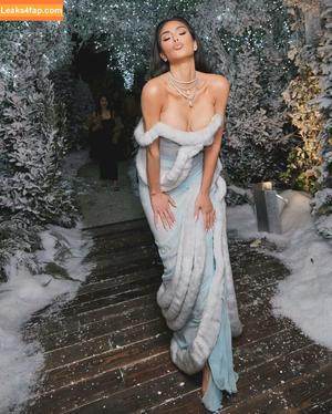 Kim Kardashian photo #1327