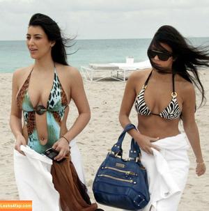 Kim Kardashian photo #1437