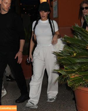 Kim Kardashian photo #1523