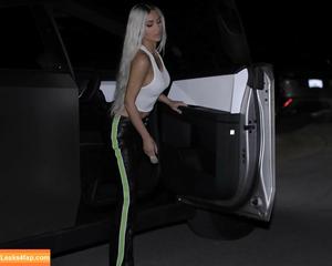 Kim Kardashian photo #1540