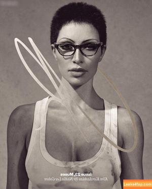 Kim Kardashian photo #1931