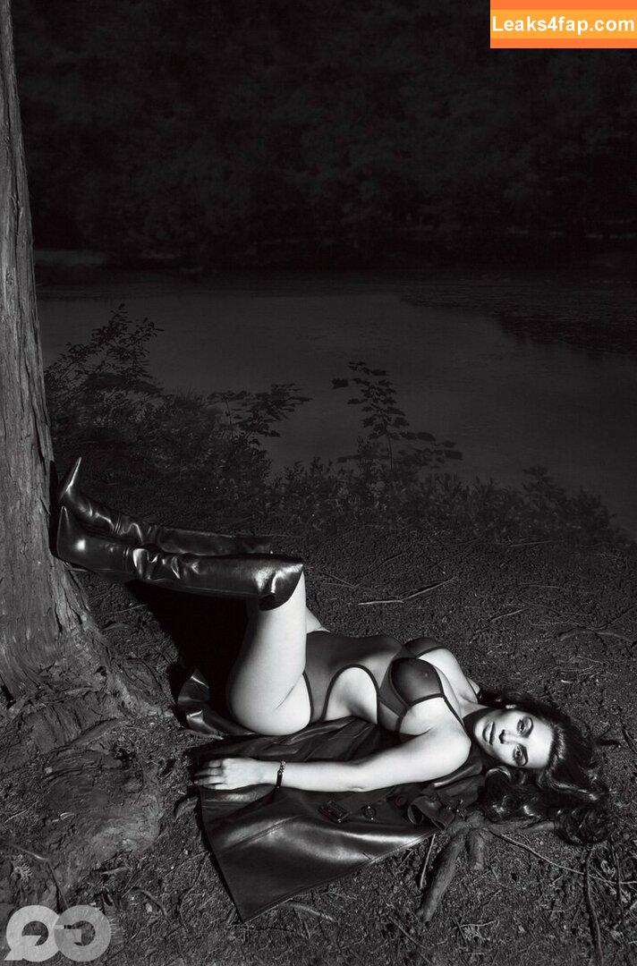 Kim Kardashian / https: / kimkadarshian / kimkardashian leaked photo photo #2220