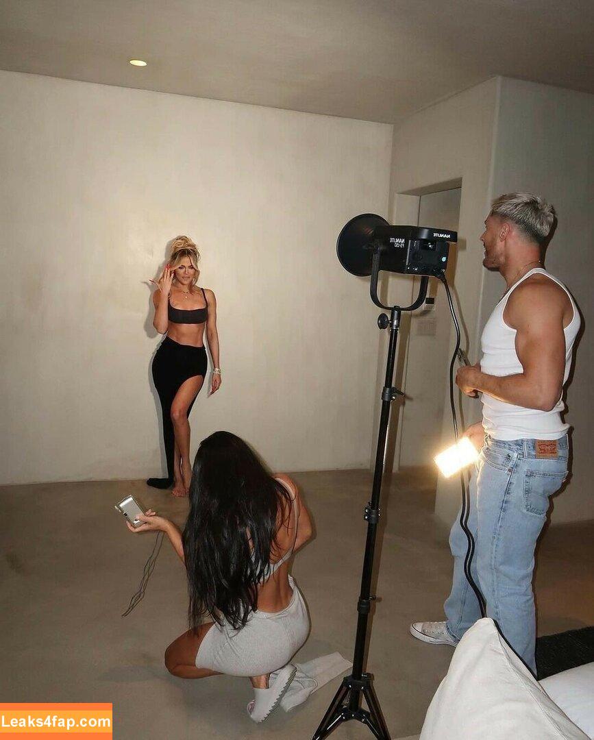 Kim Kardashian / https: / kimkadarshian / kimkardashian leaked photo photo #2518