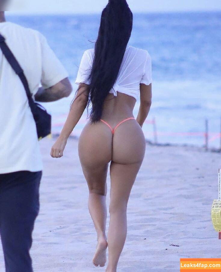 Kim Kardashian / https: / kimkadarshian / kimkardashian leaked photo photo #2638