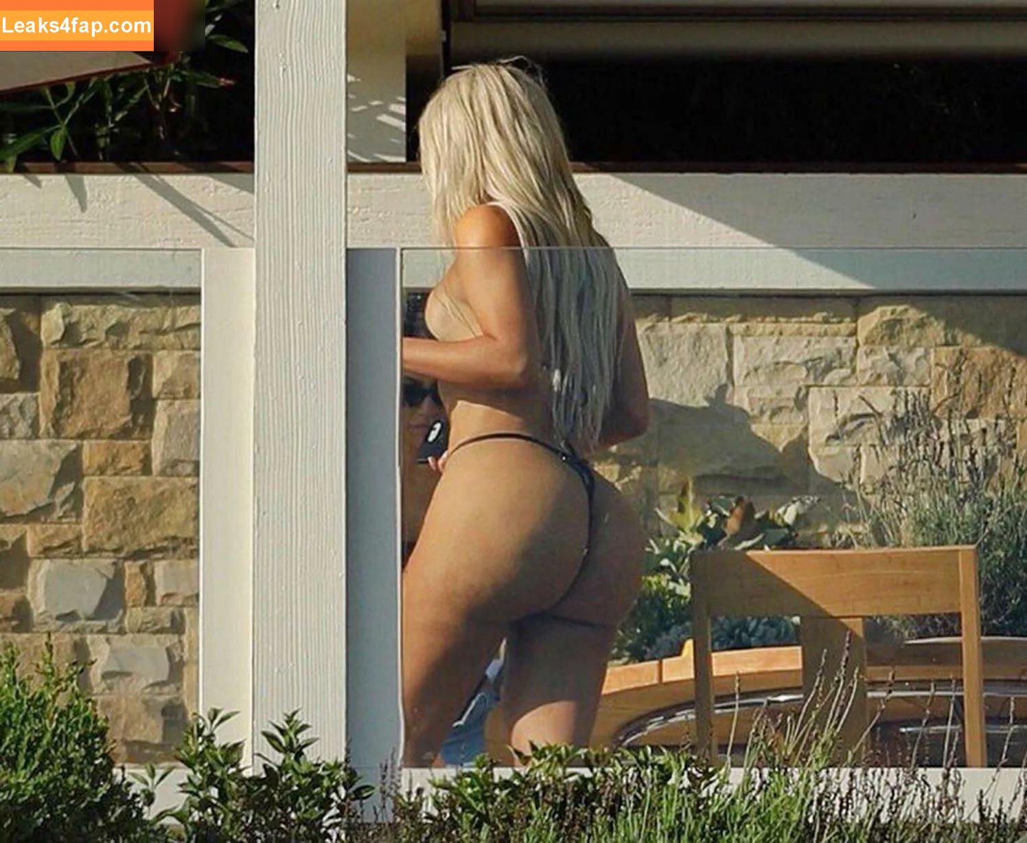 Kim Kardashian / https: / kimkadarshian / kimkardashian leaked photo photo #2720