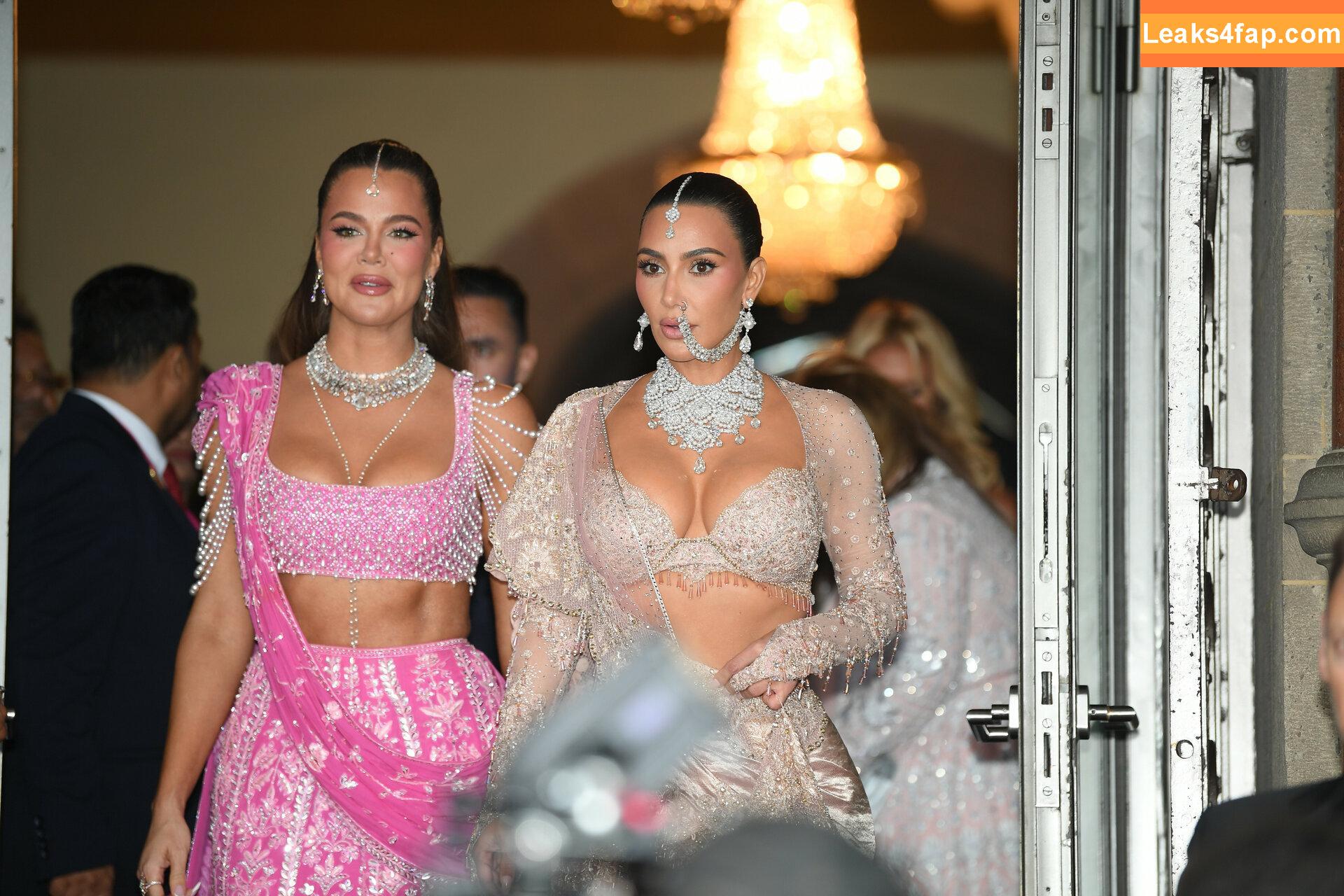 Kim Kardashian / https: / kimkadarshian / kimkardashian leaked photo photo #2764