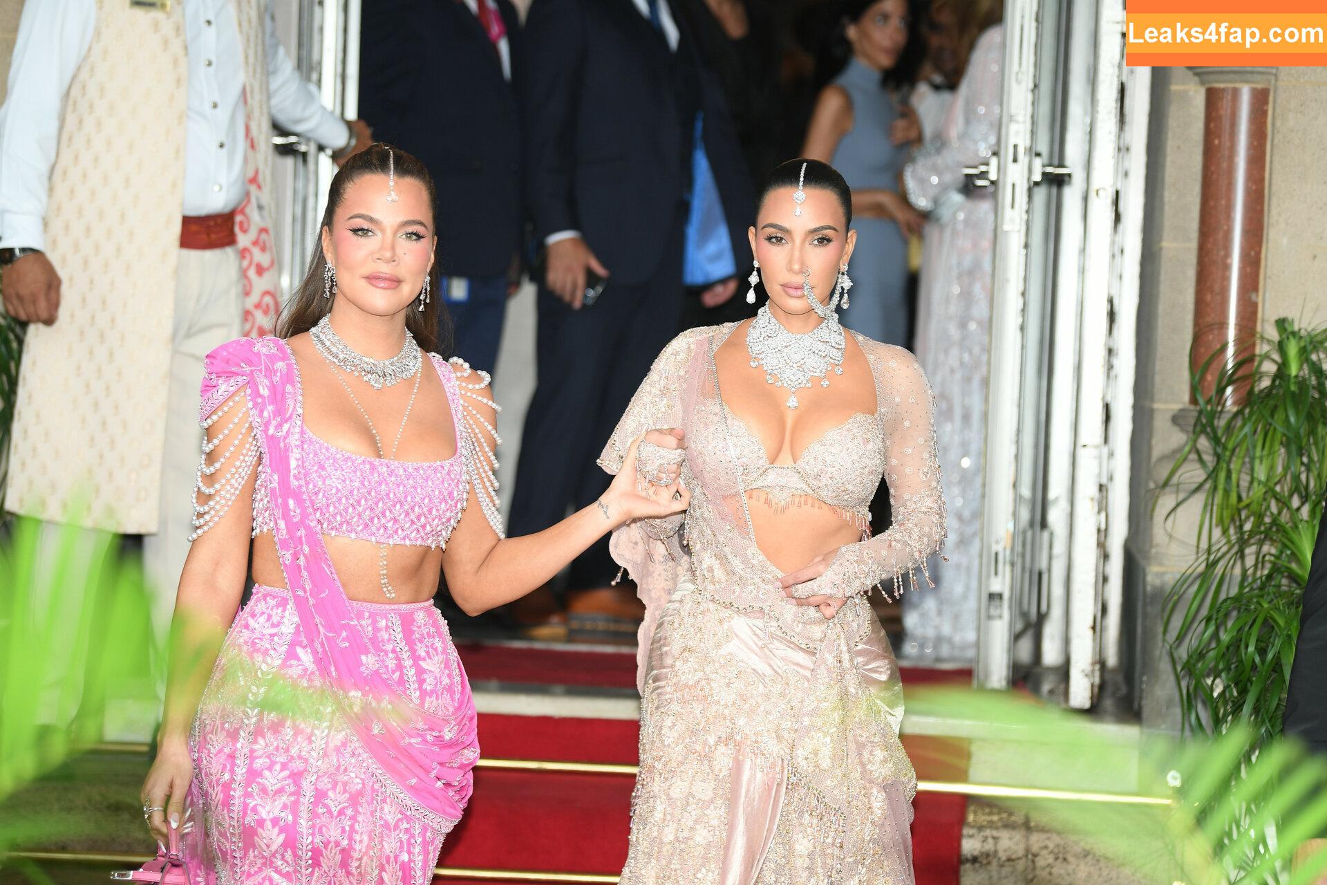 Kim Kardashian / https: / kimkadarshian / kimkardashian leaked photo photo #2768