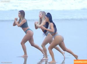 Kim Kardashian photo #2115