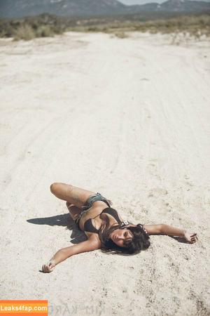 Kim Kardashian photo #2179