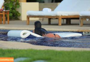 Kim Kardashian photo #2302