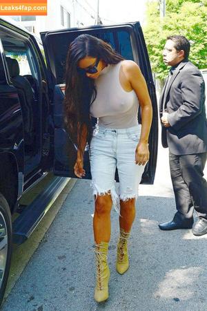 Kim Kardashian photo #2316