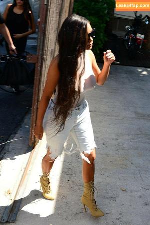 Kim Kardashian photo #2387