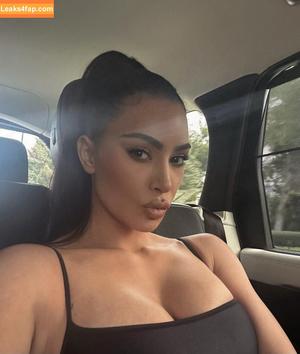 Kim Kardashian photo #2488