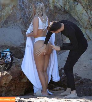 Kim Kardashian photo #2496