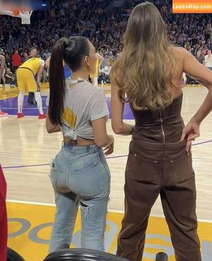 Kim Kardashian photo #2498