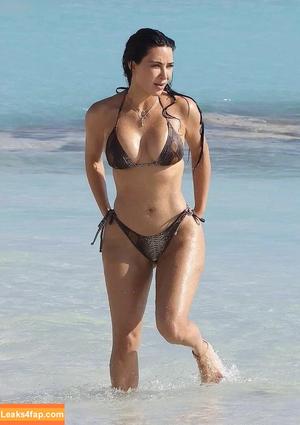 Kim Kardashian photo #2527