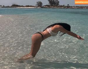 Kim Kardashian photo #2602