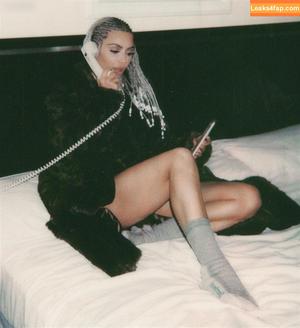 Kim Kardashian photo #2618