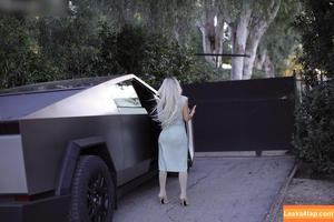 Kim Kardashian photo #2632