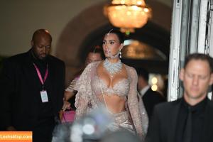 Kim Kardashian photo #2753