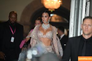 Kim Kardashian photo #2754