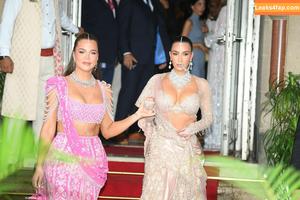 Kim Kardashian photo #2768