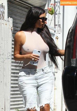Kim Kardashian photo #2855