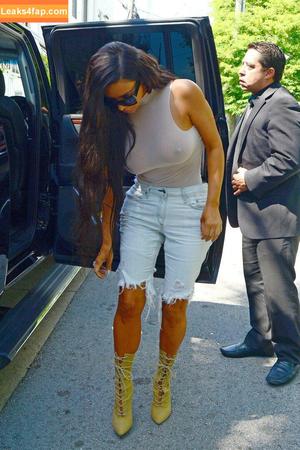 Kim Kardashian photo #2893