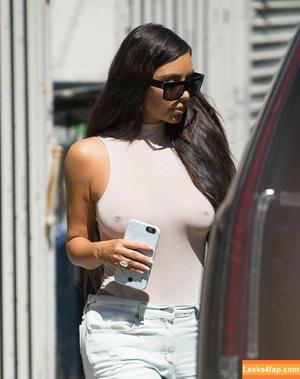 Kim Kardashian photo #2904