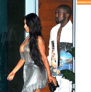 Kim Kardashian photo #2930