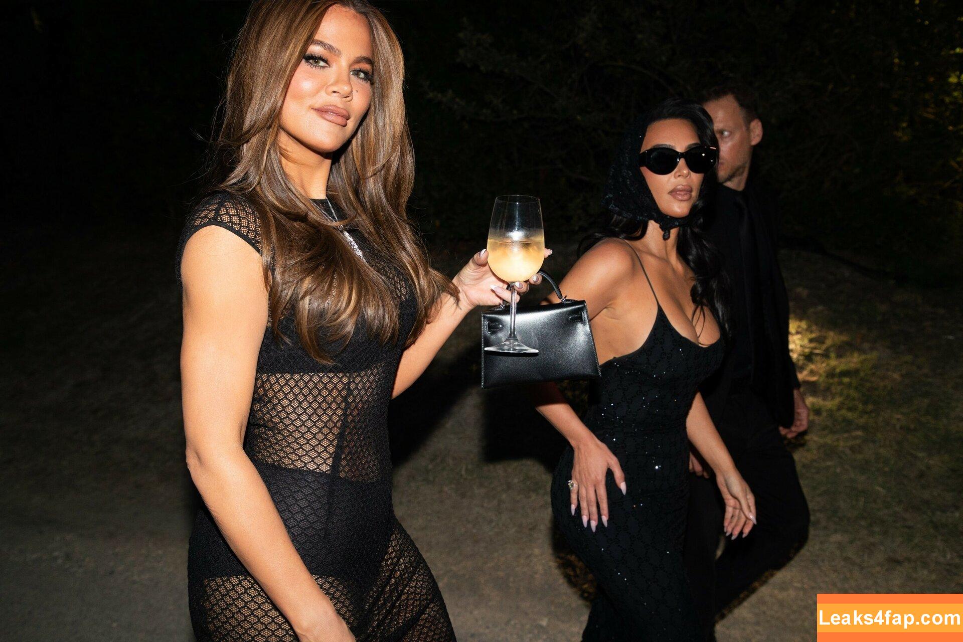 Kim Kardashian / https: / kimkadarshian / kimkardashian leaked photo photo #3178