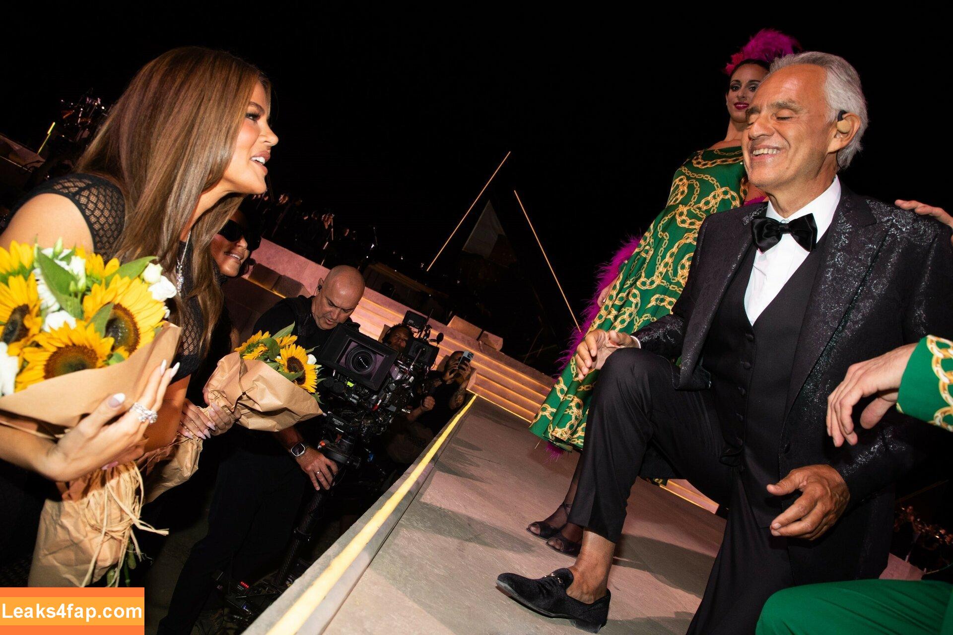 Kim Kardashian / https: / kimkadarshian / kimkardashian leaked photo photo #3182