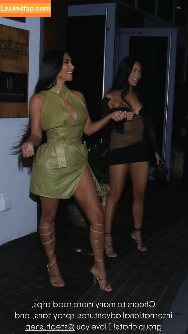Kim Kardashian / https: / kimkadarshian / kimkardashian leaked photo photo #3357