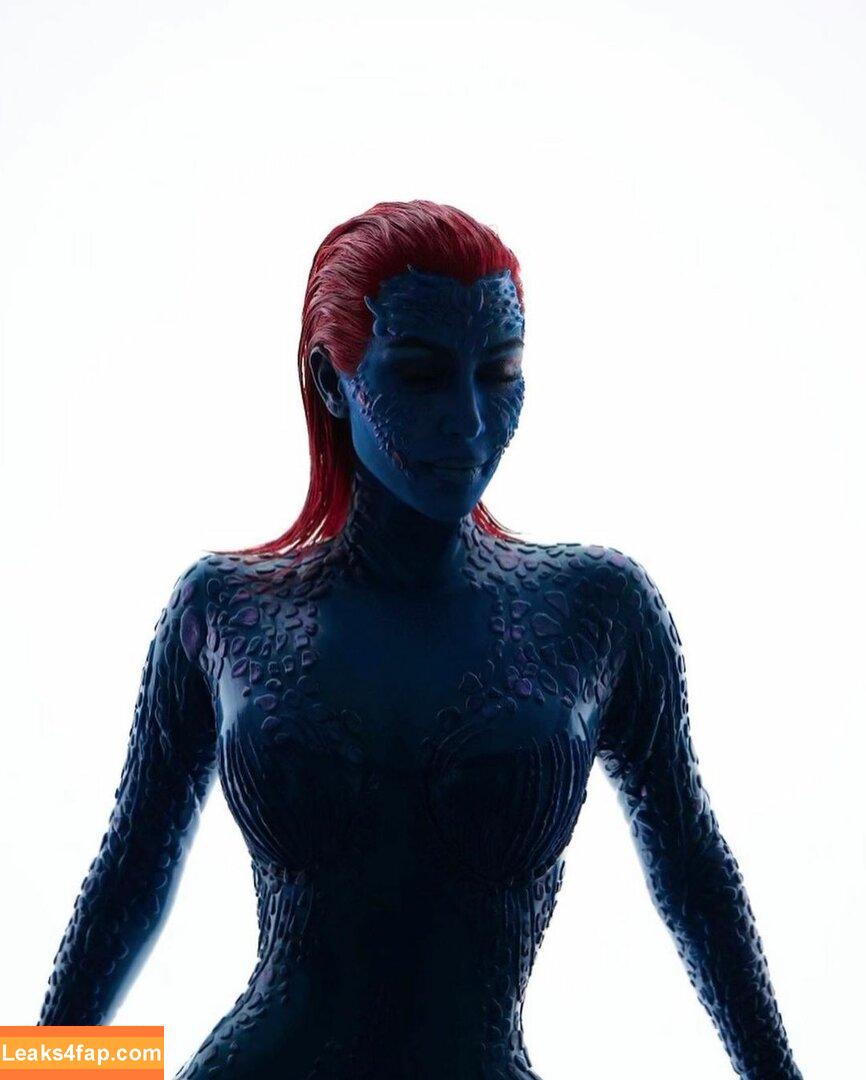 Kim Kardashian / https: / kimkadarshian / kimkardashian leaked photo photo #3447