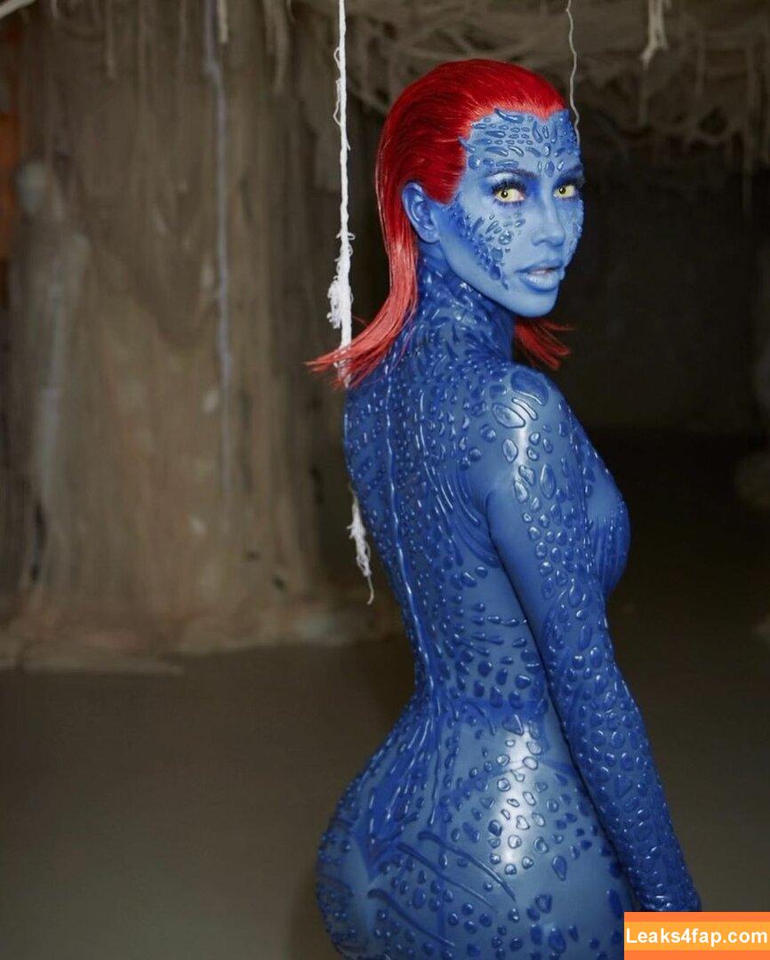 Kim Kardashian / https: / kimkadarshian / kimkardashian leaked photo photo #3454