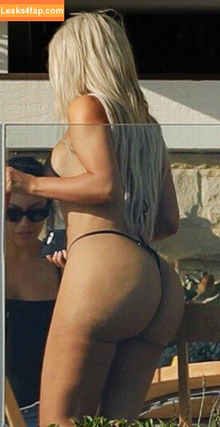 Kim Kardashian / https: / kimkadarshian / kimkardashian leaked photo photo #3548