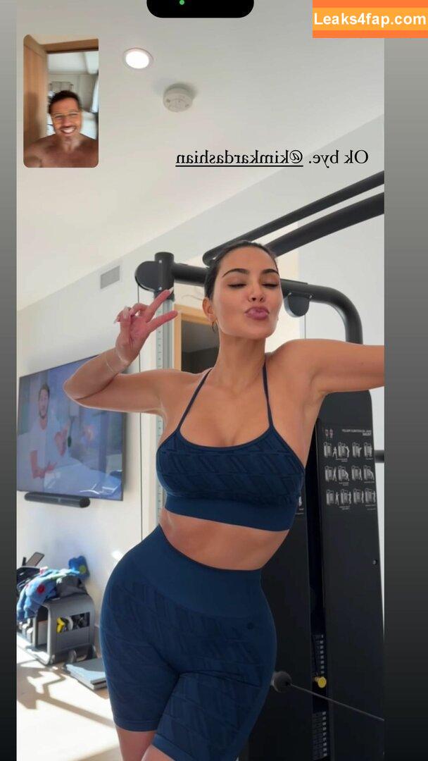 Kim Kardashian / https: / kimkadarshian / kimkardashian leaked photo photo #3550