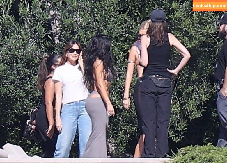 Kim Kardashian / https: / kimkadarshian / kimkardashian leaked photo photo #3591