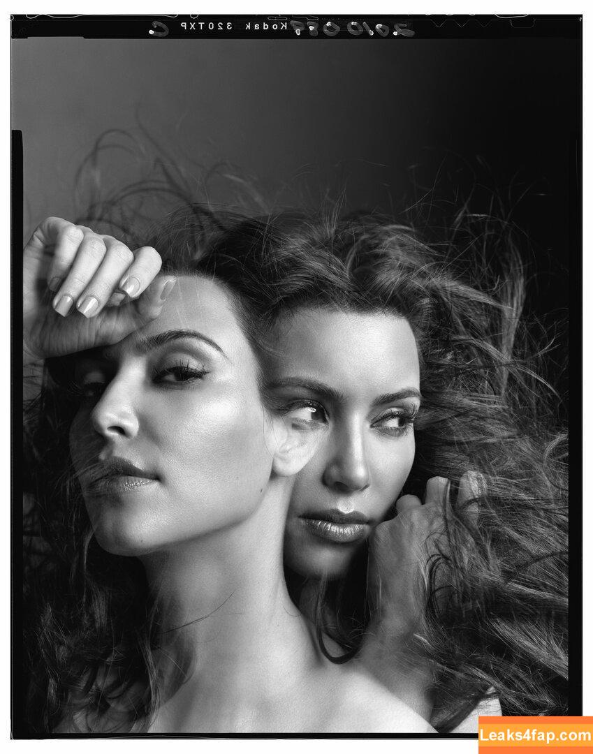 Kim Kardashian / https: / kimkadarshian / kimkardashian leaked photo photo #3710