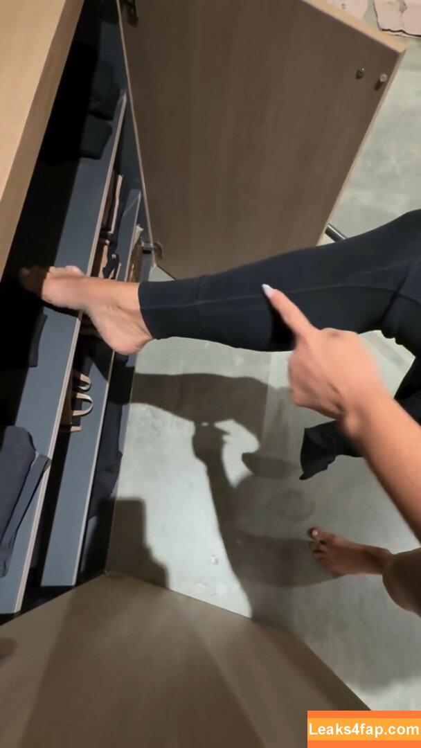 Kim Kardashian / KimKardashian leaked photo photo #3761