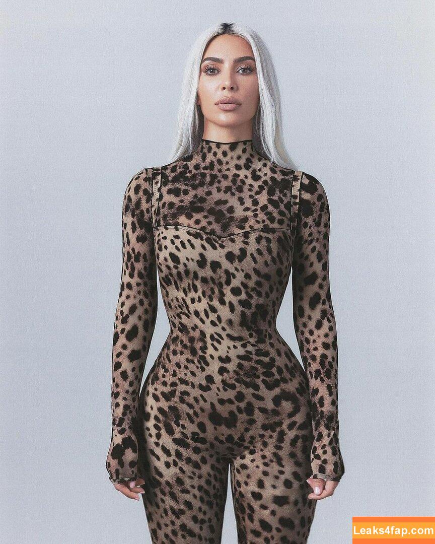 Kim Kardashian / KimKardashian leaked photo photo #3773