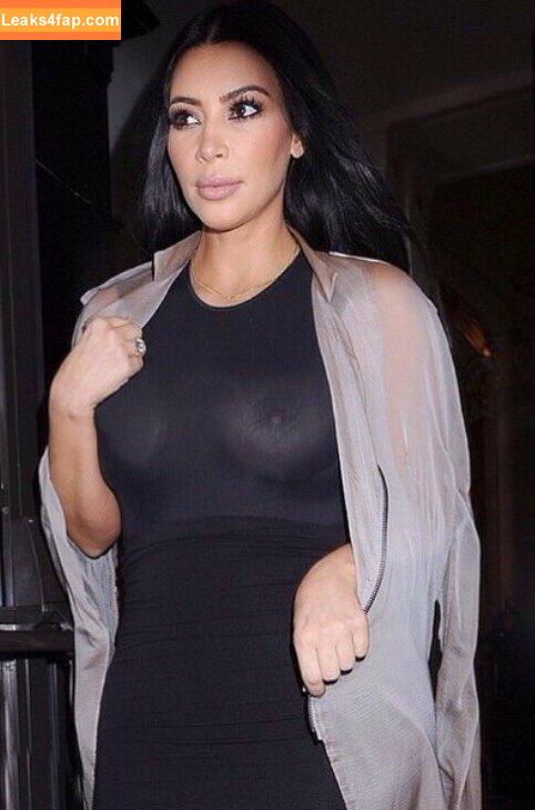 Kim Kardashian / KimKardashian / kimkadarshian leaked photo photo #3856