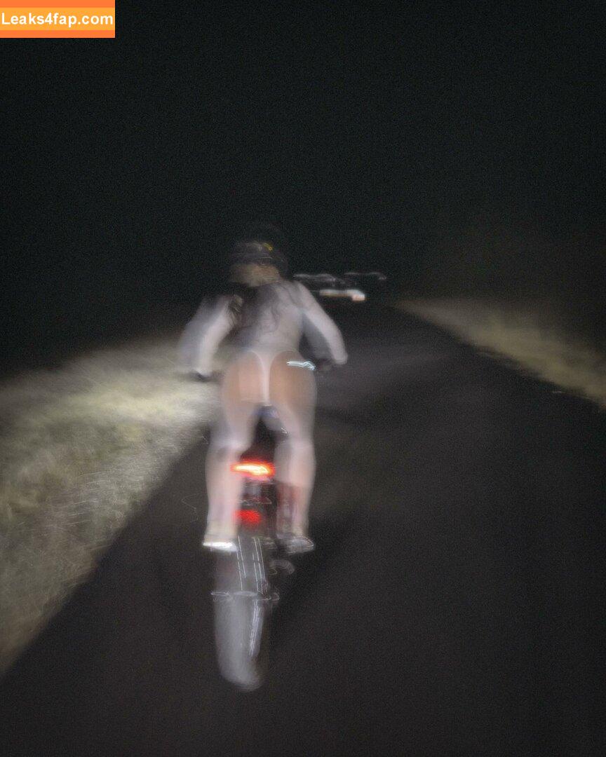 Kim Kardashian / KimKardashian leaked photo photo #3954